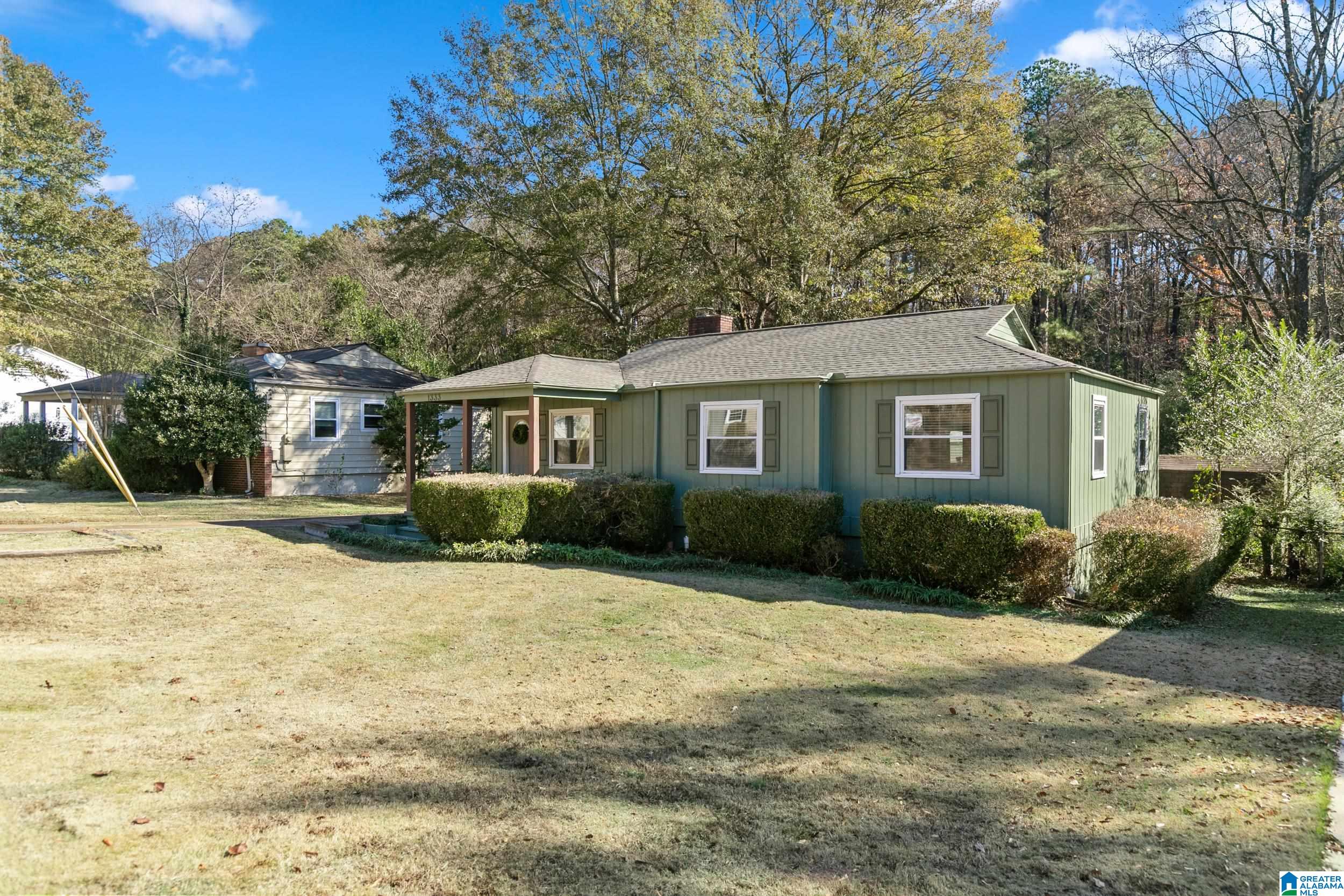 1333 Cresthill Road Birmingham, AL 35213 - Photo 1 of 37