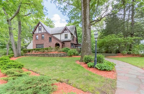 5 Byfield Road Newton, MA 02468 - Photo 25 of 30