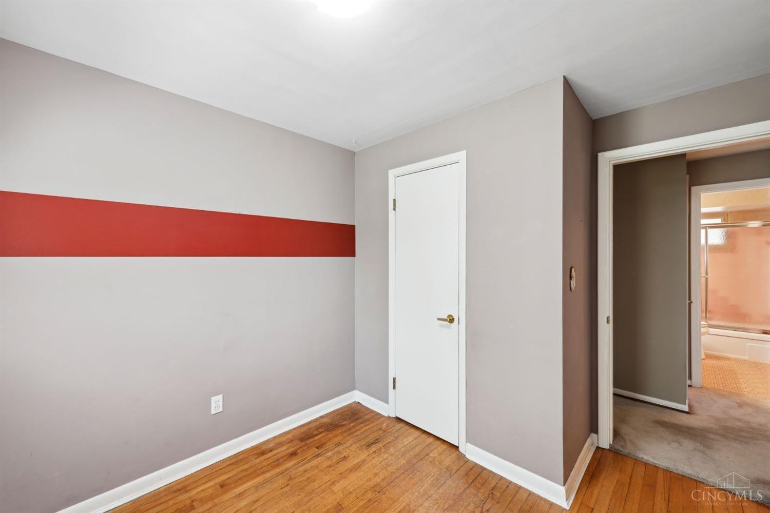 6392 Mullen Road Cincinnati, OH 45247 - Photo 23 of 41 Gallery Image 23