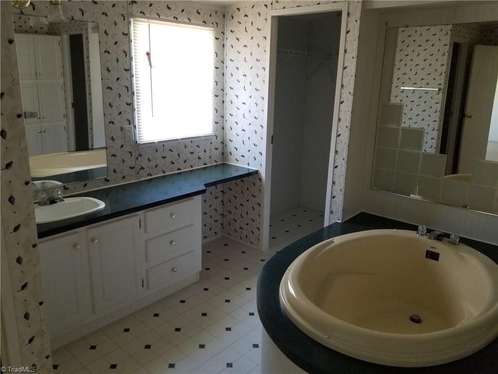 279 Oak Lane Ruffin, NC 27326 - Photo 12 of 25 Gallery Image 12