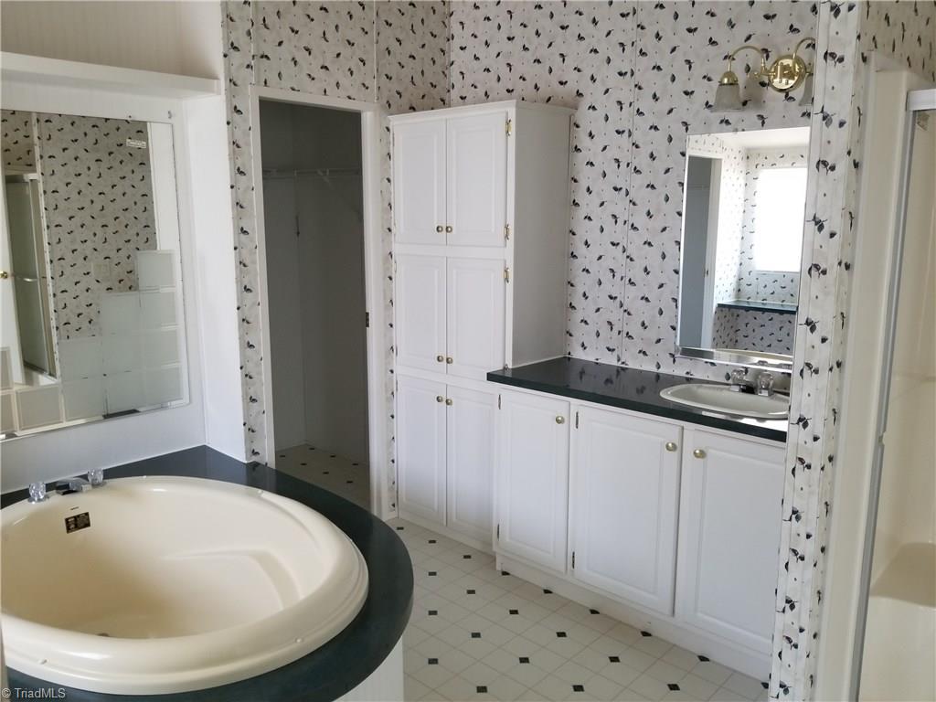 279 Oak Lane Ruffin, NC 27326 - Photo 13 of 25 Gallery Image 13