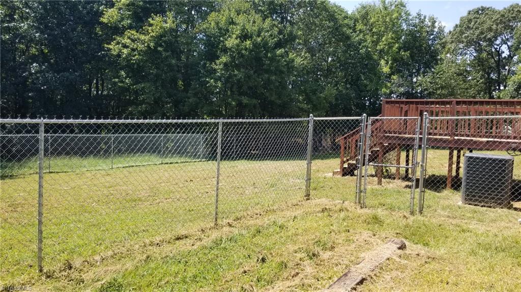 279 Oak Lane Ruffin, NC 27326 - Photo 4 of 25 Gallery Image 4