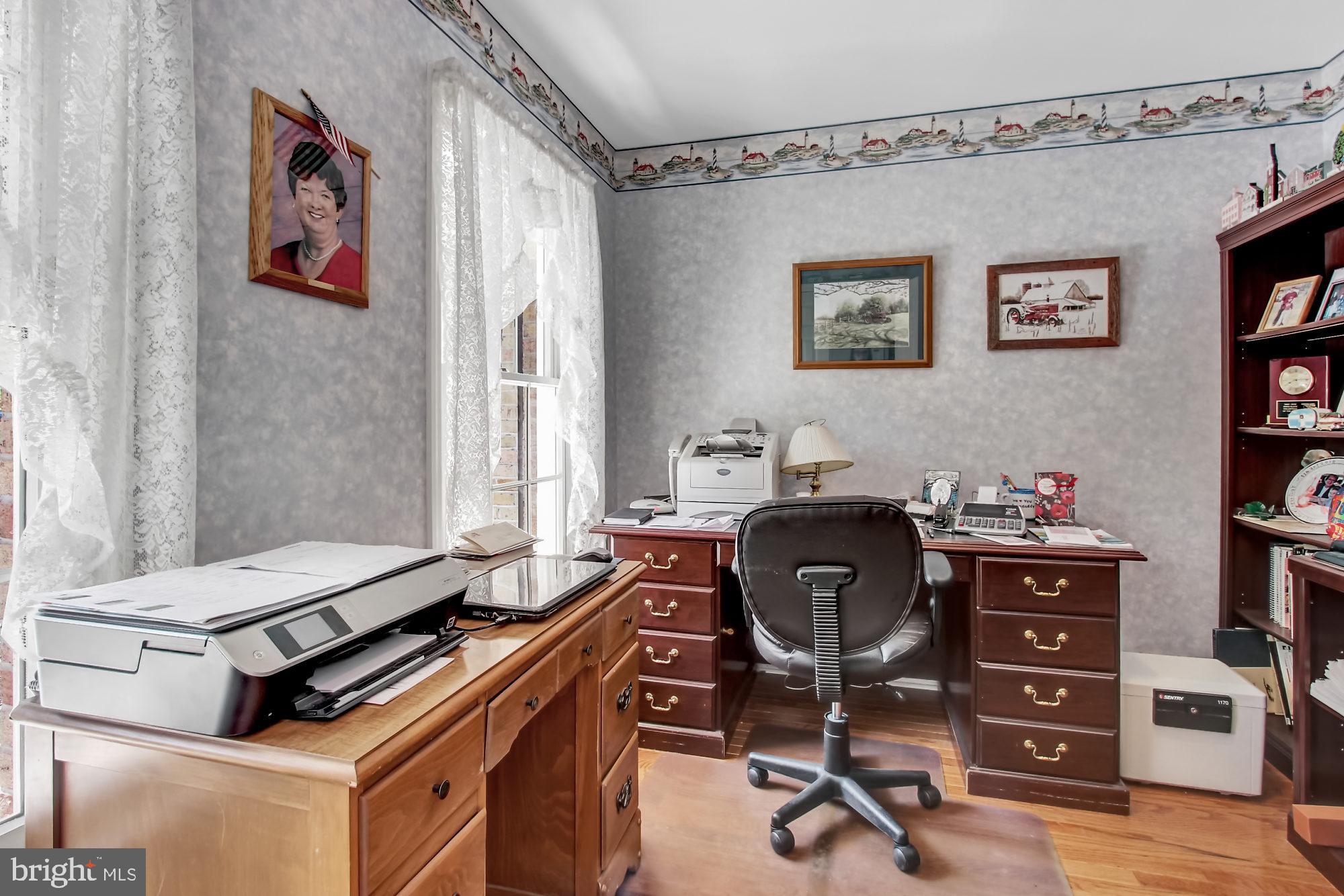 22364 Durberry Road Smithsburg, MD 21783 - Photo 3 of 37 Office w/hardwood floors