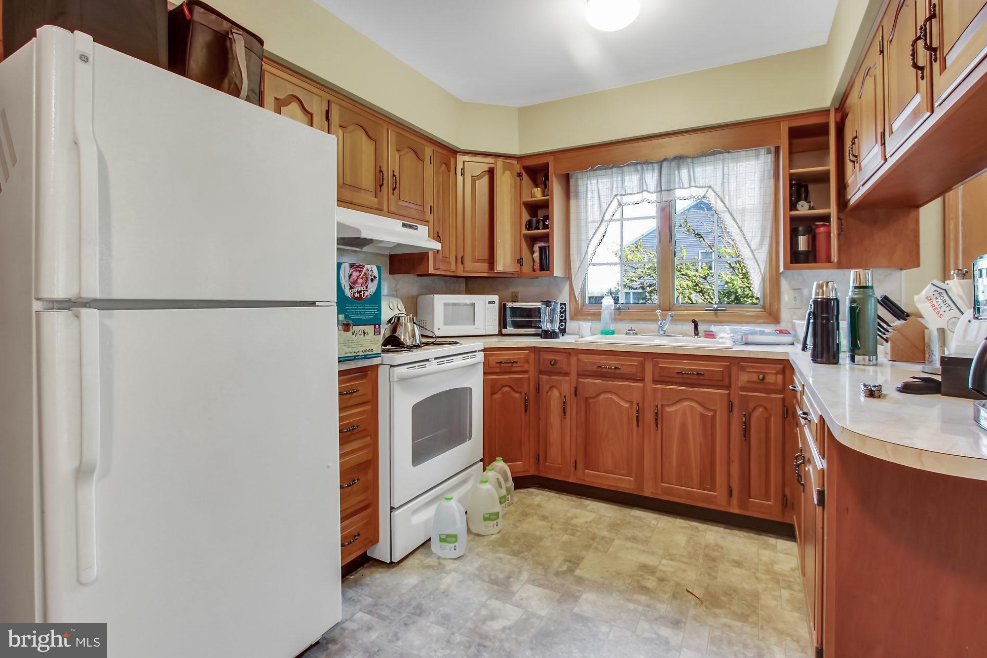 22364 Durberry Road Smithsburg, MD 21783 - Photo 26 of 37 In-law suite full kitchen
