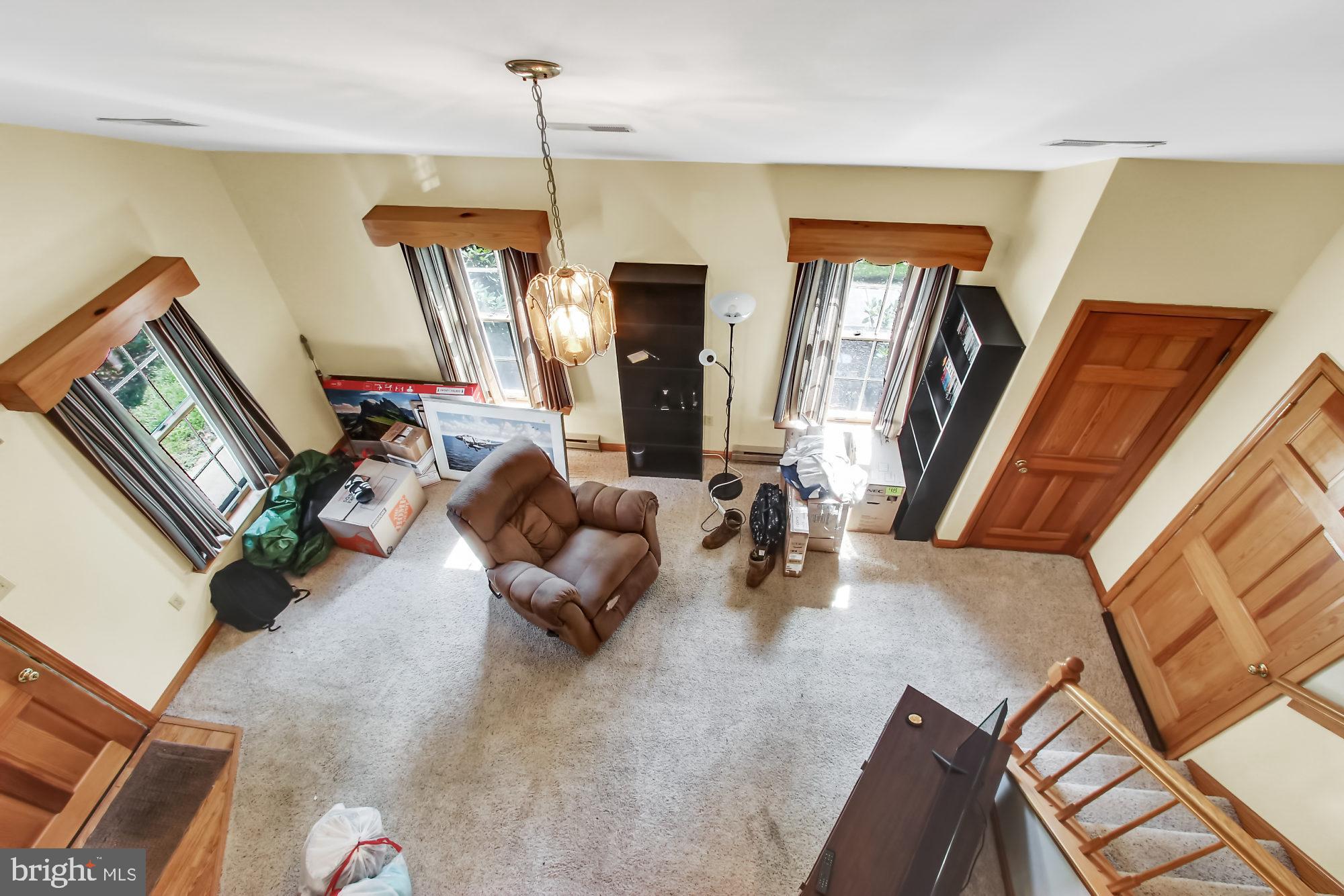 22364 Durberry Road Smithsburg, MD 21783 - Photo 31 of 37 In-law suite