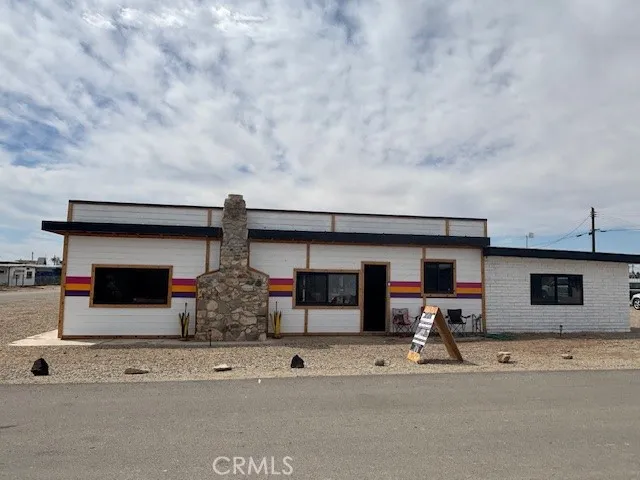 a front view of a house with garage