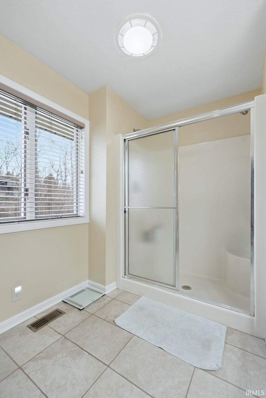 565 Hamlin Street Wabash, IN 46992 - Photo 23 of 36