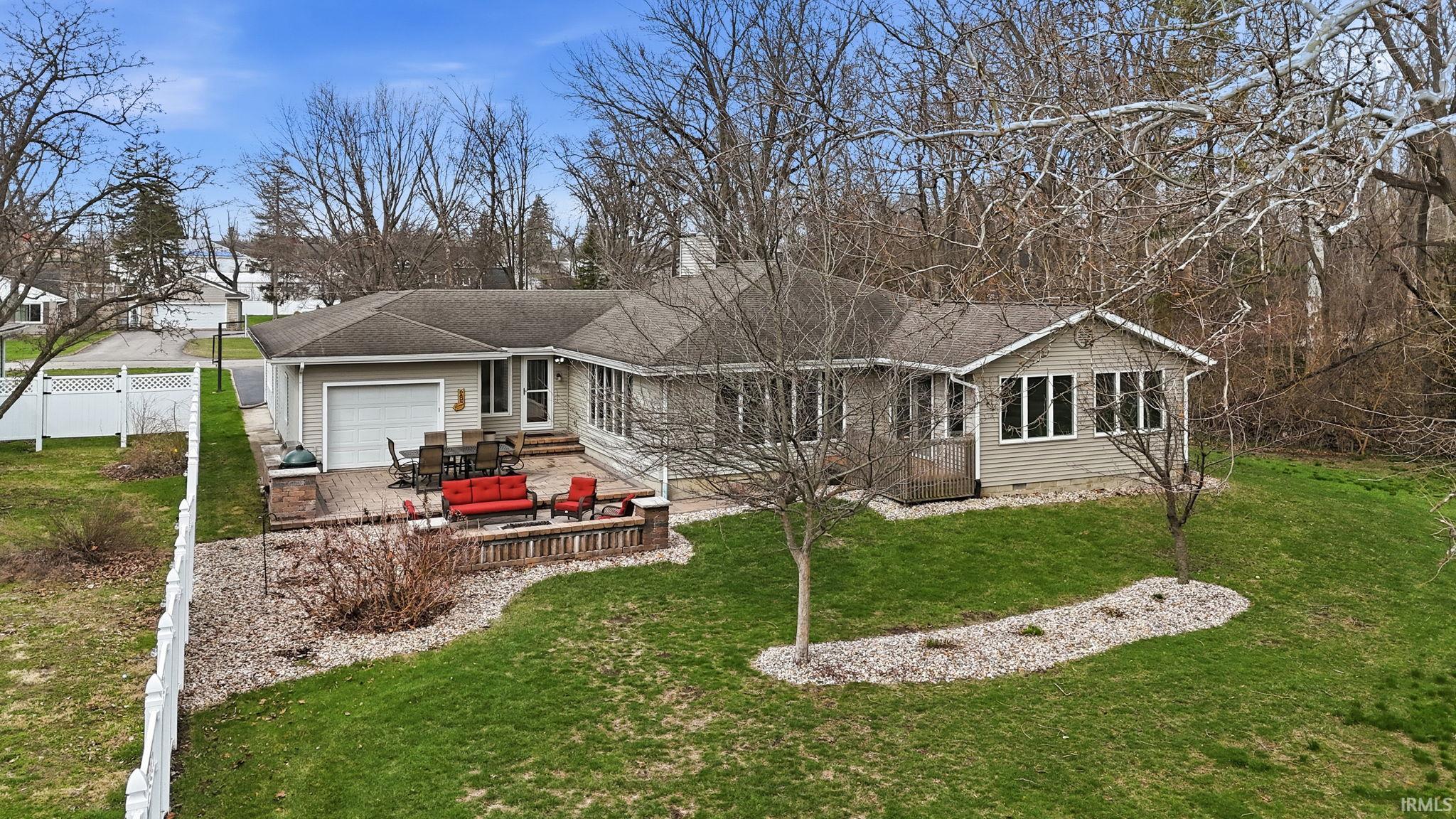 565 Hamlin Street Wabash, IN 46992 - Photo 4 of 36