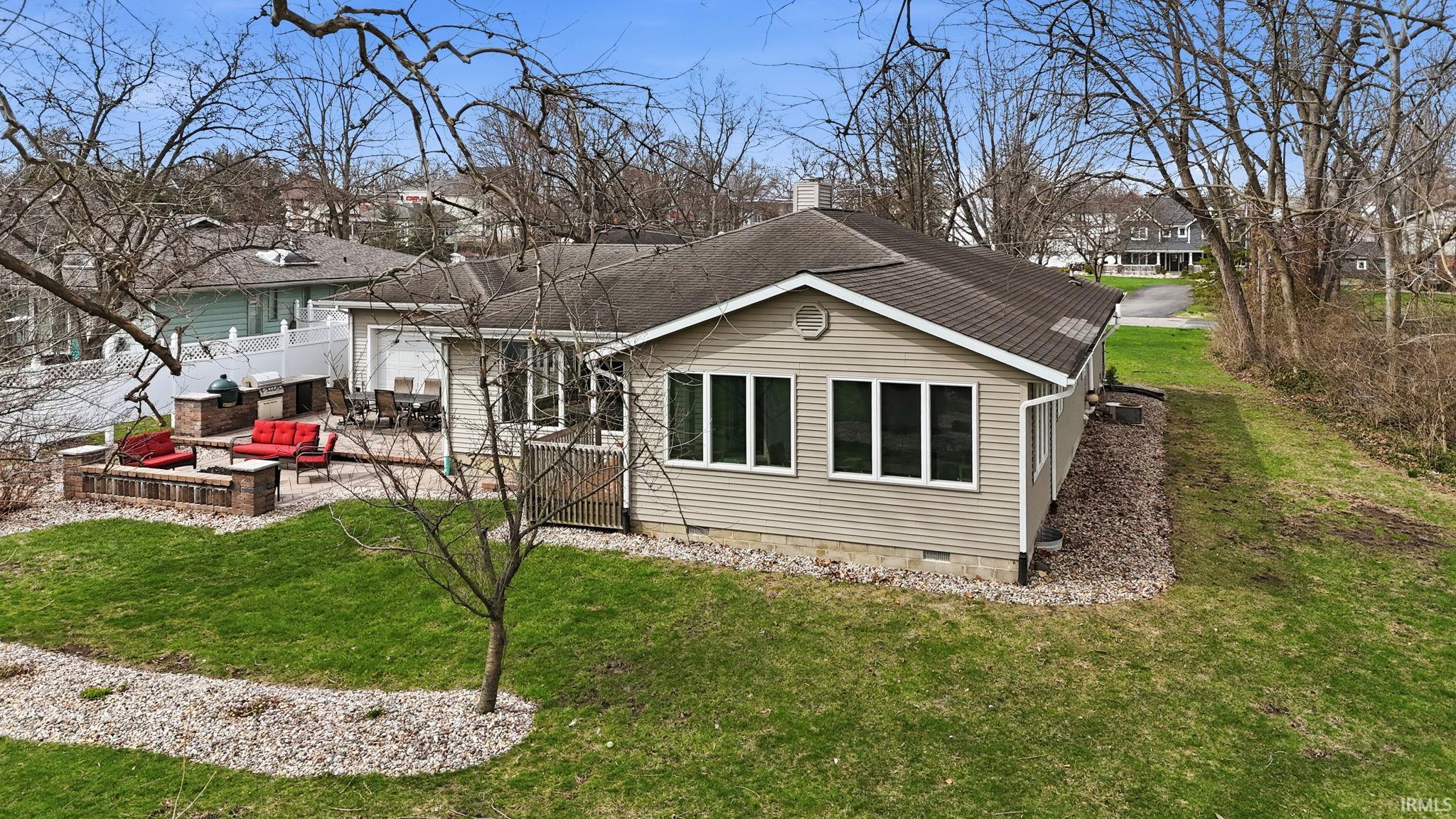 565 Hamlin Street Wabash, IN 46992 - Photo 5 of 36