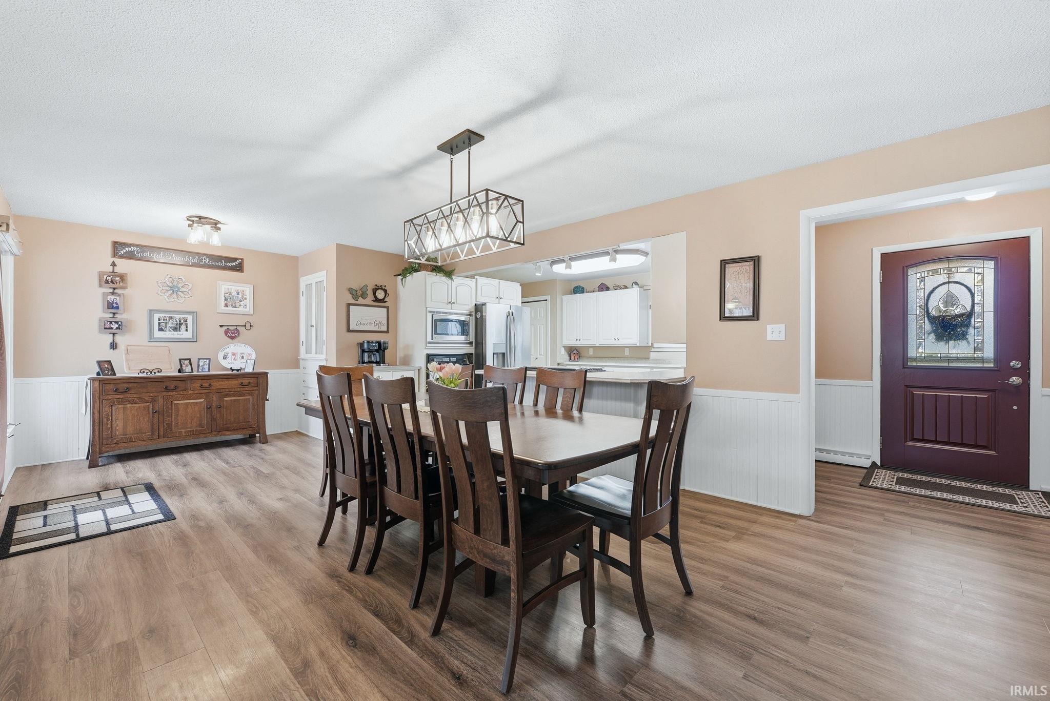 565 Hamlin Street Wabash, IN 46992 - Photo 9 of 36