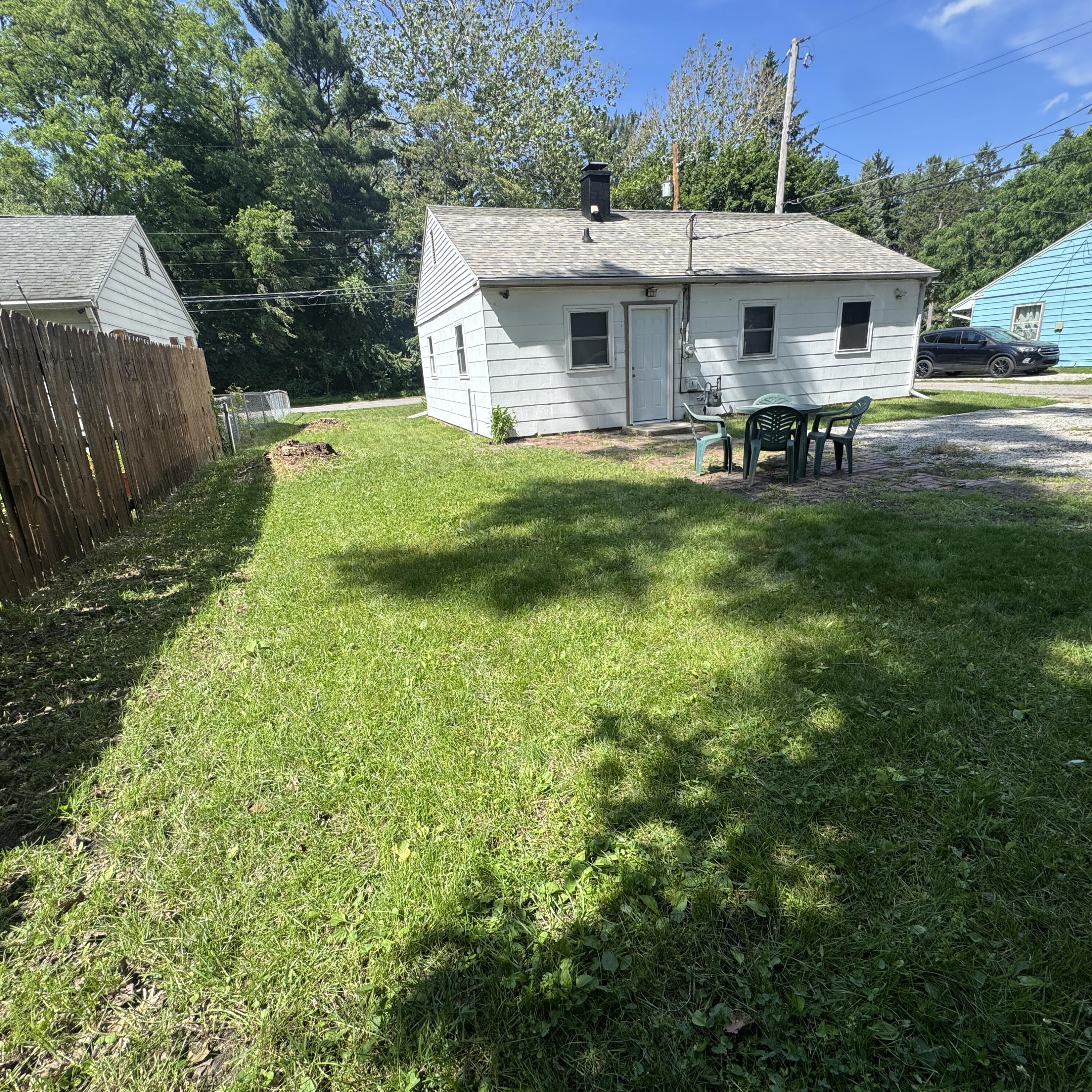 1305 Springland Avenue Michigan City, IN 46360 - Photo 2 of 16 3000x3000