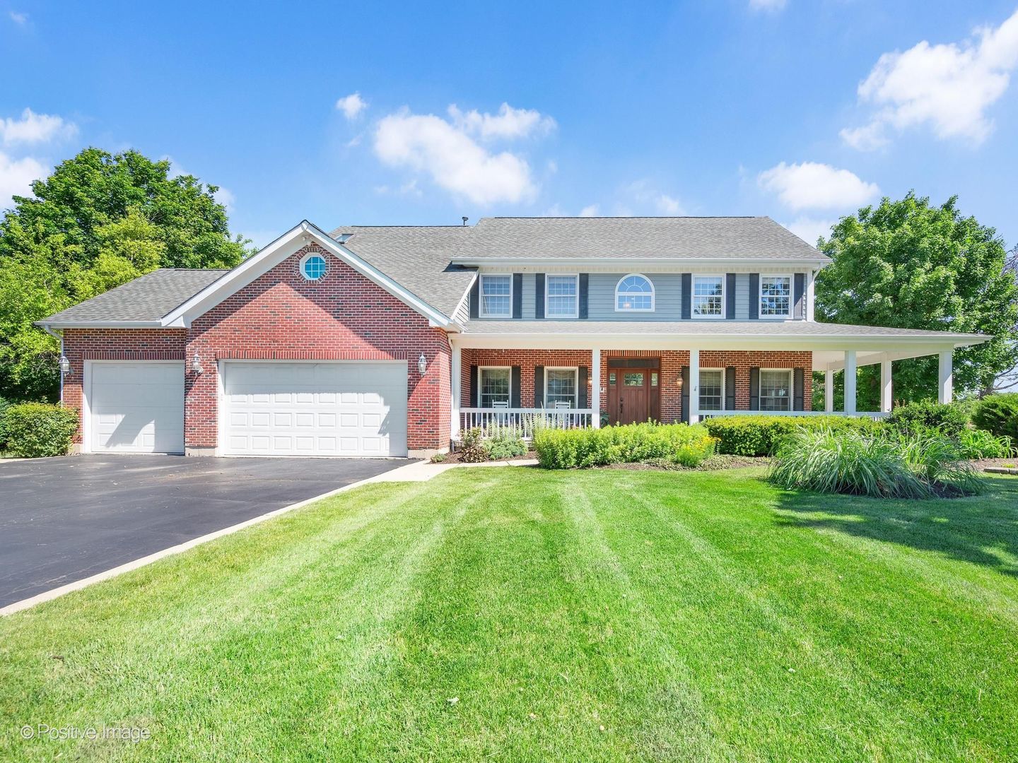 38-w070 Spring Green Way Batavia, IL 60510 - Photo 3 of 4