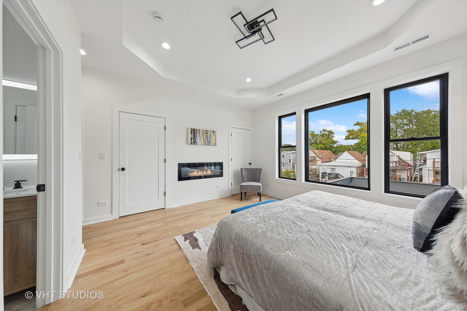 1223 North Harding Avenue Chicago, IL 60651 - Photo 15 of 38