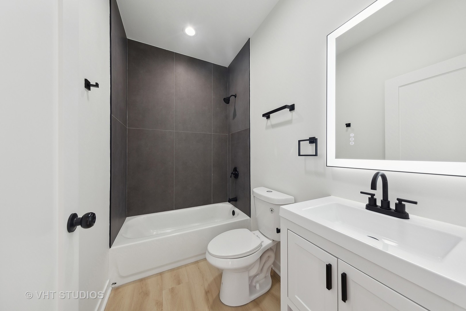 1223 North Harding Avenue Chicago, IL 60651 - Photo 24 of 38