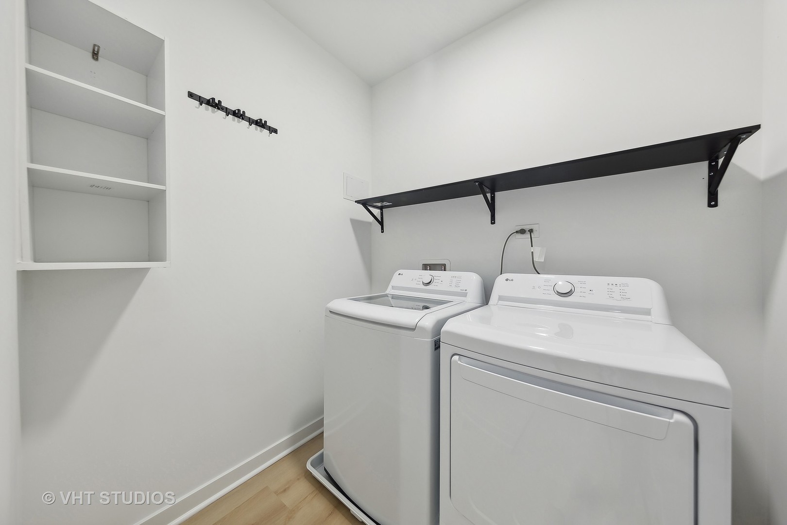 1223 North Harding Avenue Chicago, IL 60651 - Photo 33 of 38