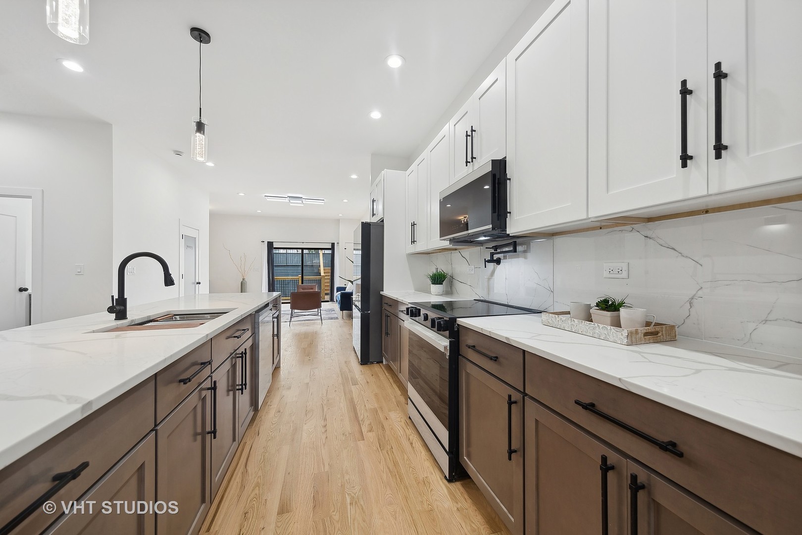 1223 North Harding Avenue Chicago, IL 60651 - Photo 6 of 38