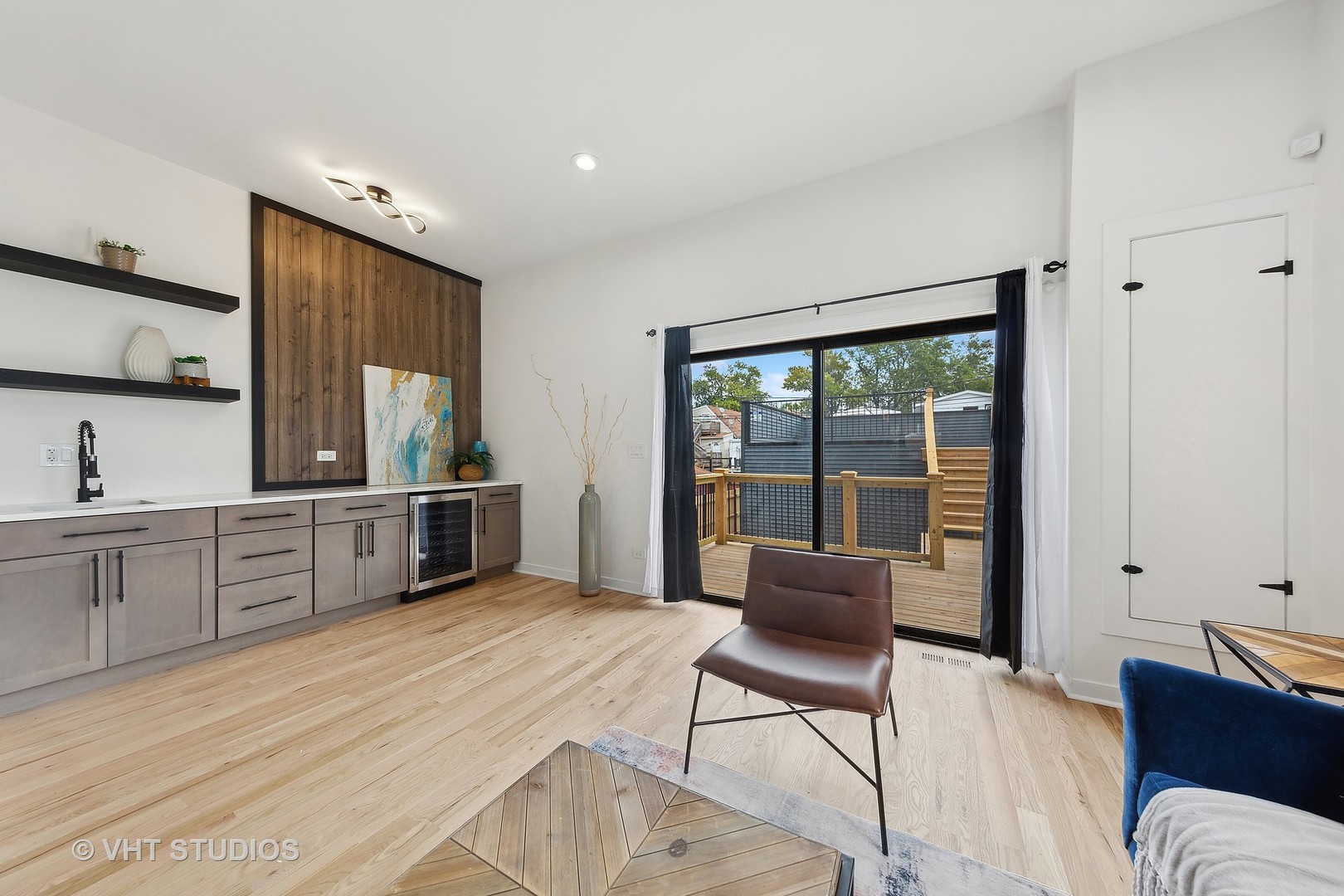 1223 North Harding Avenue Chicago, IL 60651 - Photo 9 of 38