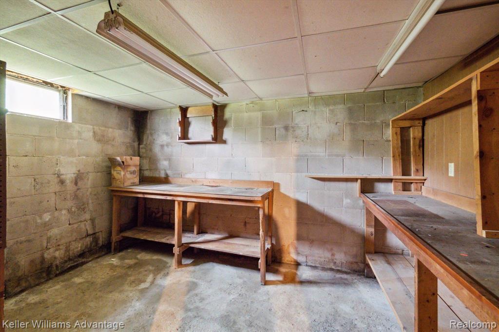 274 West Newark Road Lapeer, MI 48446 - Photo 25 of 41