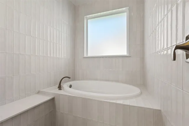 $779,766 | 7608 Montage Drive, Austin, TX 78738