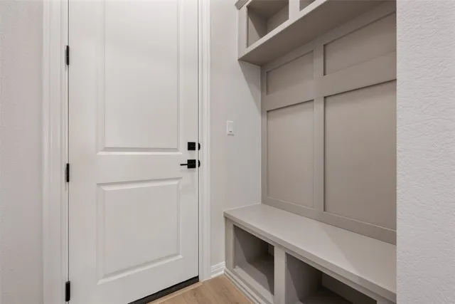 $779,766 | 7608 Montage Drive, Austin, TX 78738