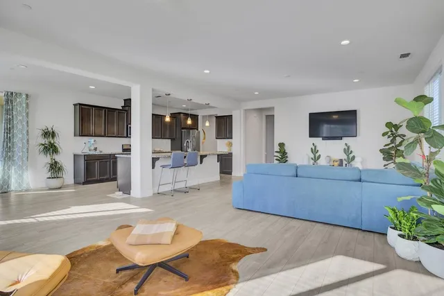 $835,000 | 871 Cordoba Way, Hollister, CA 95023