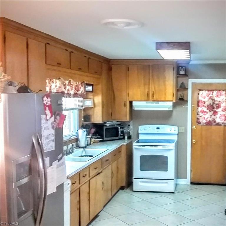 3122 Union Ridge Road Burlington, NC 27217 - Photo 3 of 9 Gallery Image 3