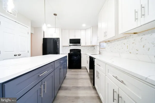 $3,550 | 10360 Hampshire Green Avenue, Fairfax, VA 22032