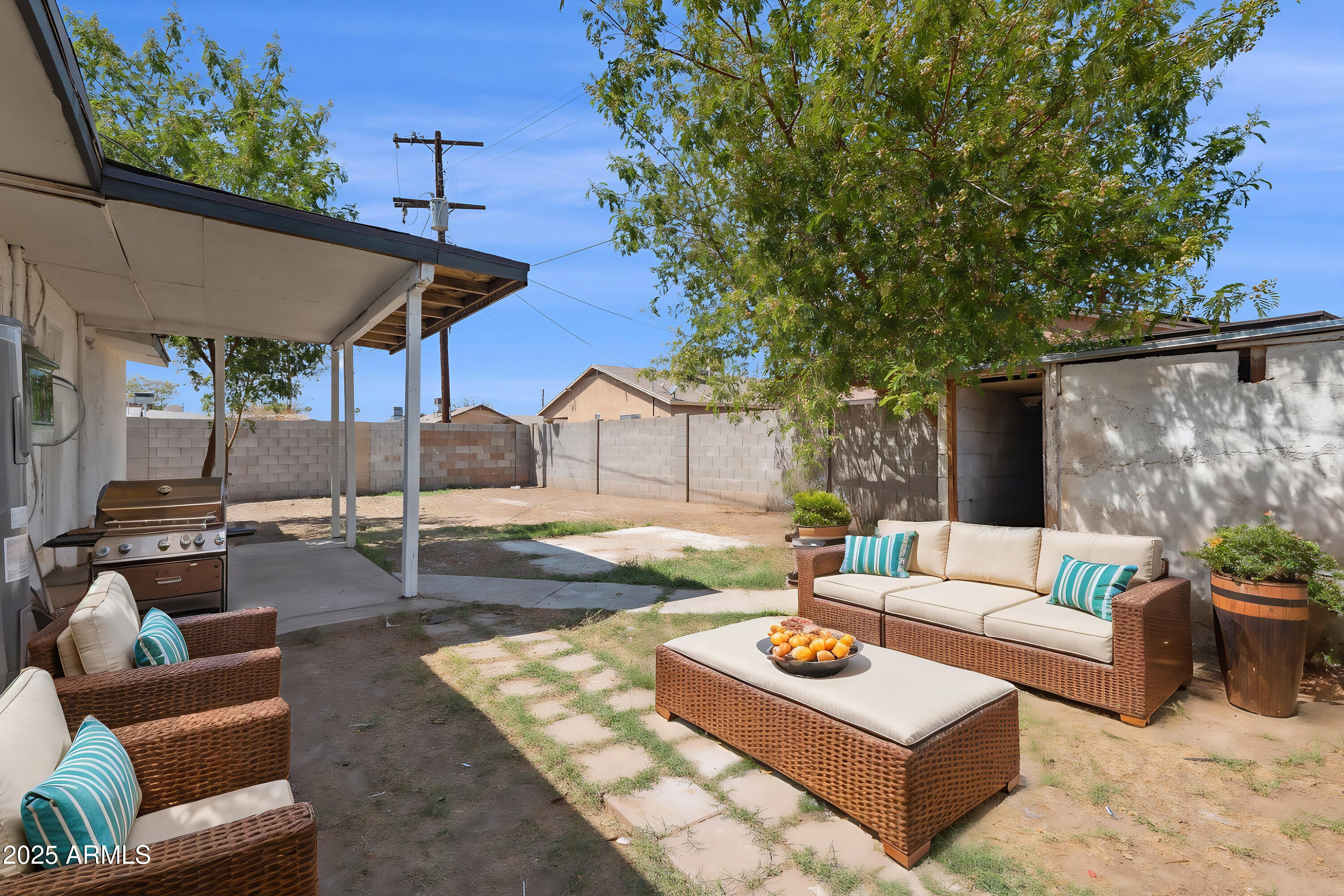 3124 West Almeria Road Phoenix, AZ 85009 - Photo 5 of 32 Gallery Image 5
