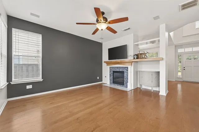 $449,500 | 171 West Sundance Circle, The Woodlands, TX 77382