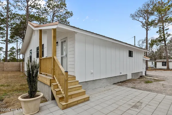 $350,000 | 639 East Chatham Street, Newport, NC 28570