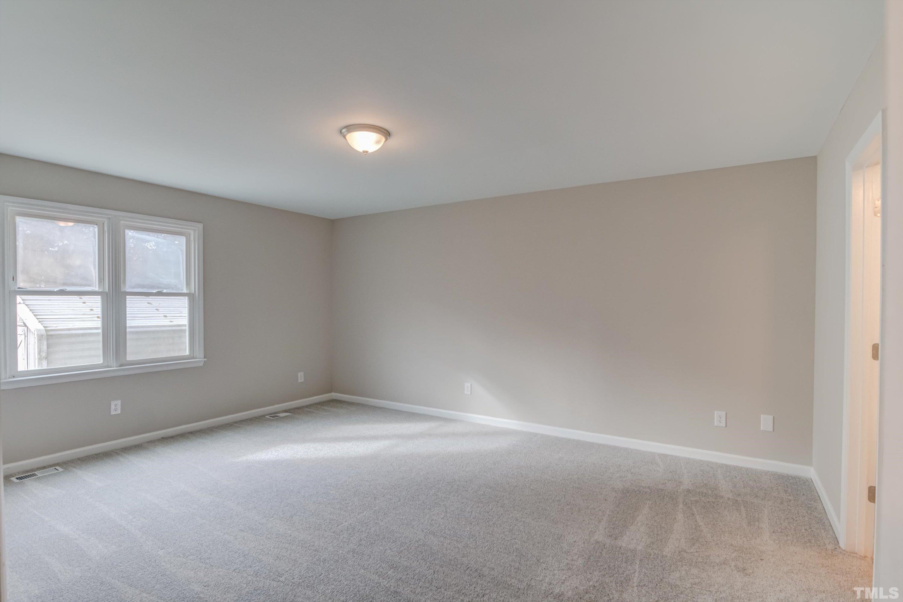 218 Harris Road Smithfield, NC 27577 - Photo 15 of 30 Gallery Image 15