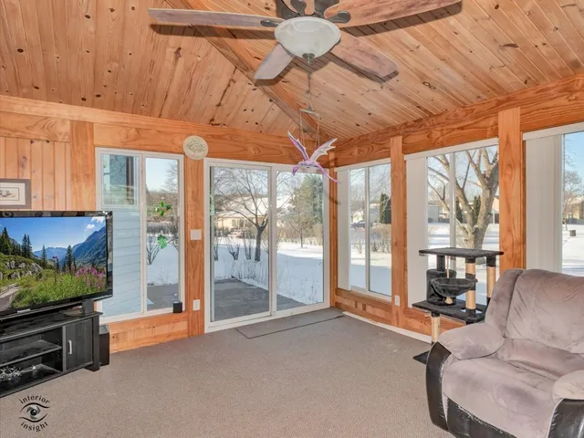 $425,000 | 618 Mendota Lane, Romeoville, IL 60446