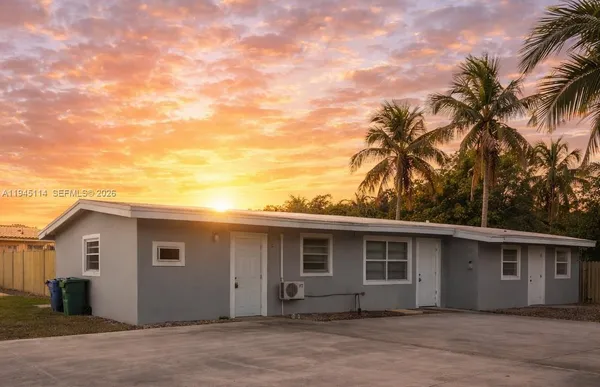 $650,000 | 1572 Northeast 149th Street, Miami, FL 33161