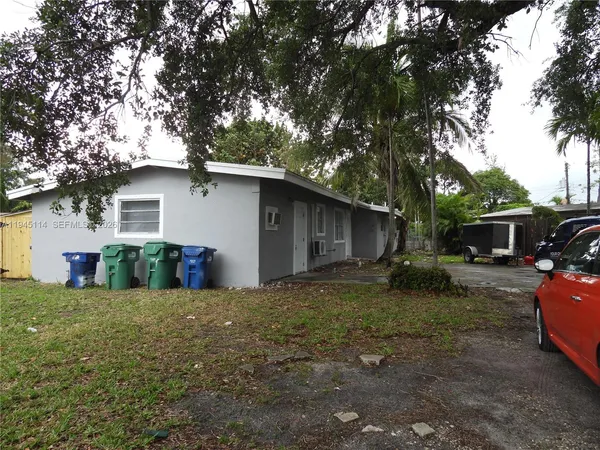 $650,000 | 1572 Northeast 149th Street, Miami, FL 33161