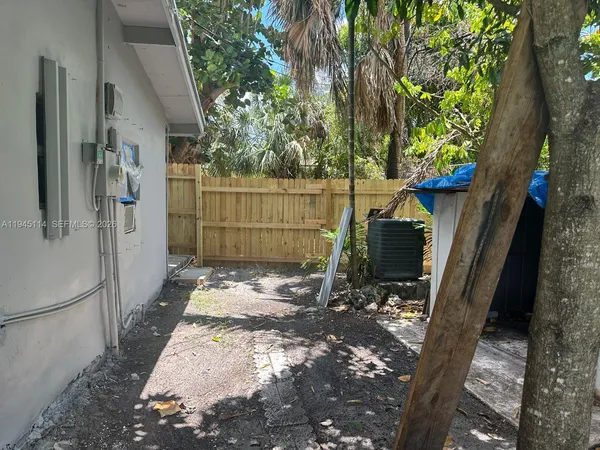 $650,000 | 1572 Northeast 149th Street, Miami, FL 33161