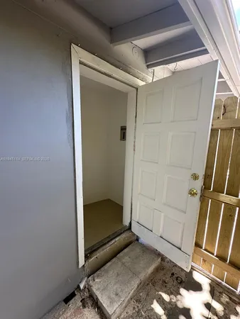 $650,000 | 1572 Northeast 149th Street, Miami, FL 33161