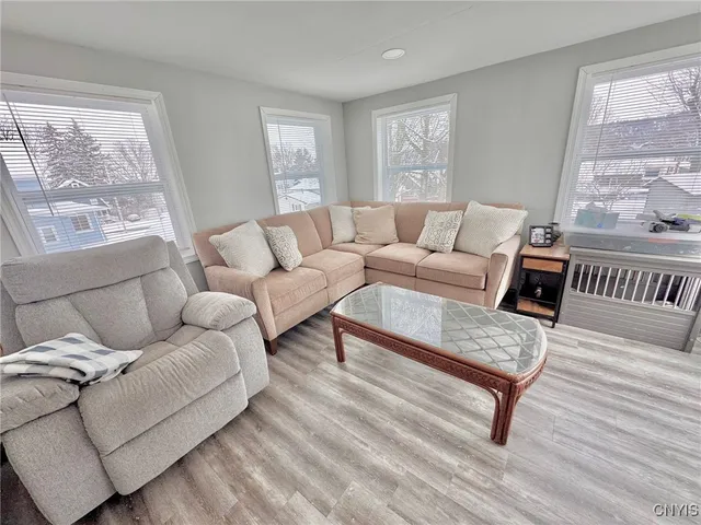 $194,900 | 1101 Sidney Street, Camillus, NY 13219