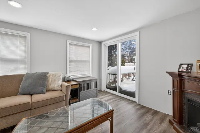 $194,900 | 1101 Sidney Street, Camillus, NY 13219