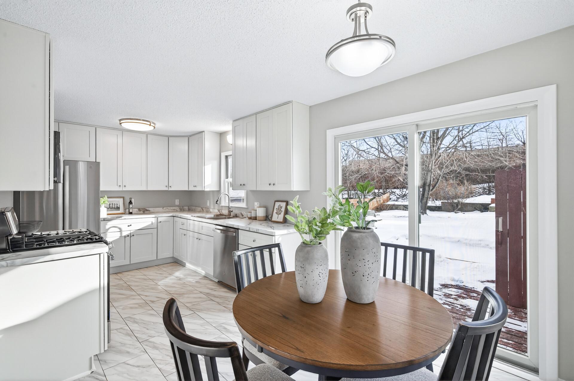 1790 Oakcrest Avenue Roseville, MN 55113 - Photo 16 of 51