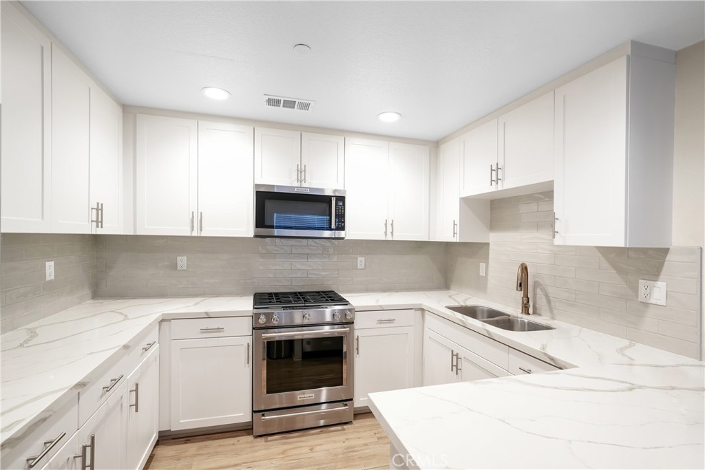 2728 West Ball Road Anaheim, CA 92804 - Photo 12 of 30