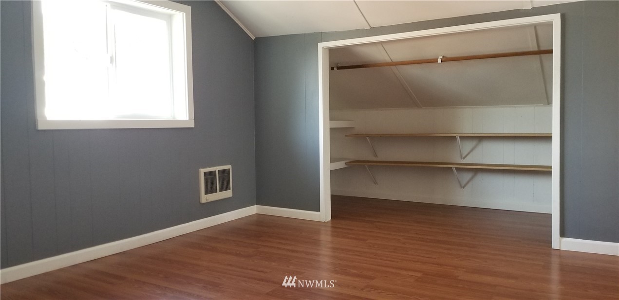 2809 Russell Road Centralia, WA 98531 - Photo 12 of 15 Gallery Image 12