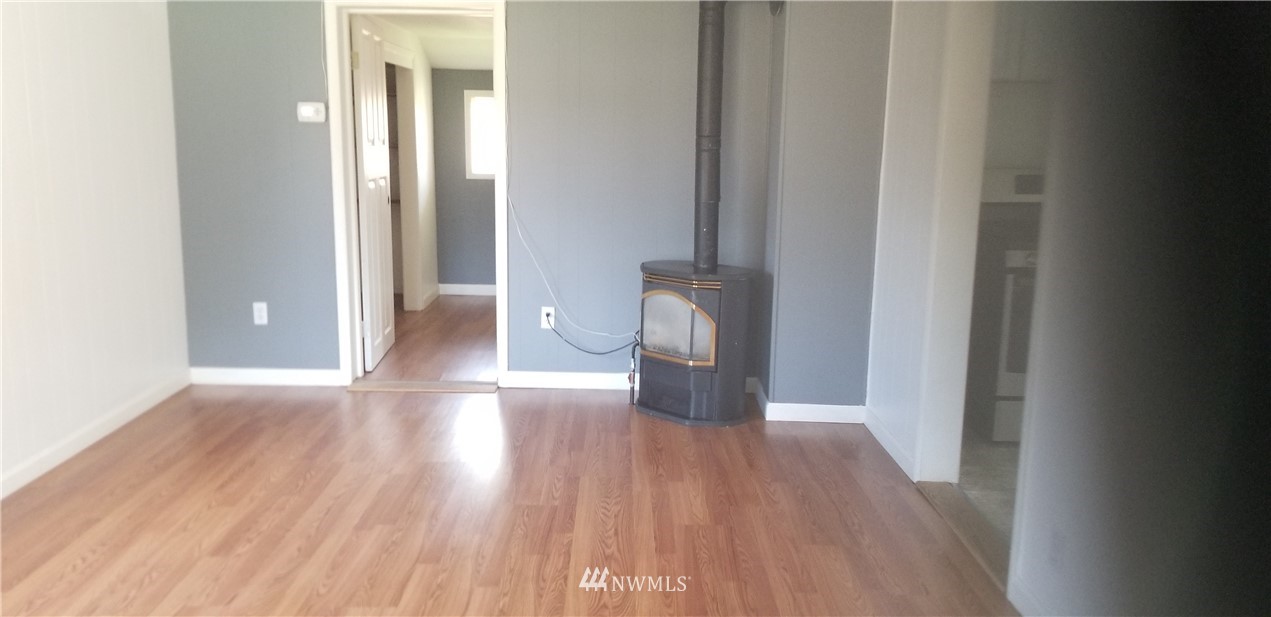 2809 Russell Road Centralia, WA 98531 - Photo 6 of 15 Gallery Image 6