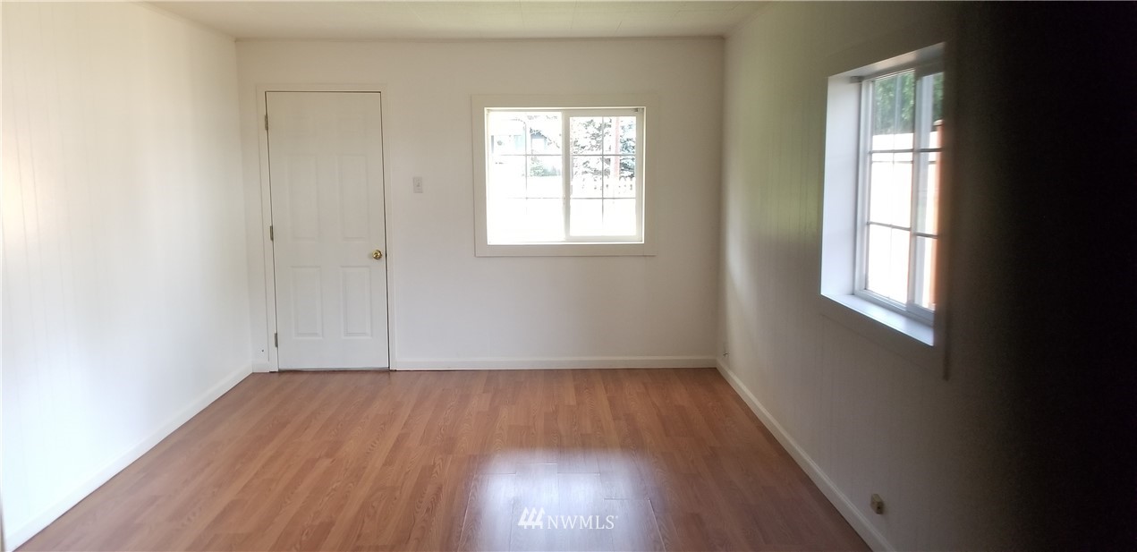 2809 Russell Road Centralia, WA 98531 - Photo 7 of 15 Gallery Image 7