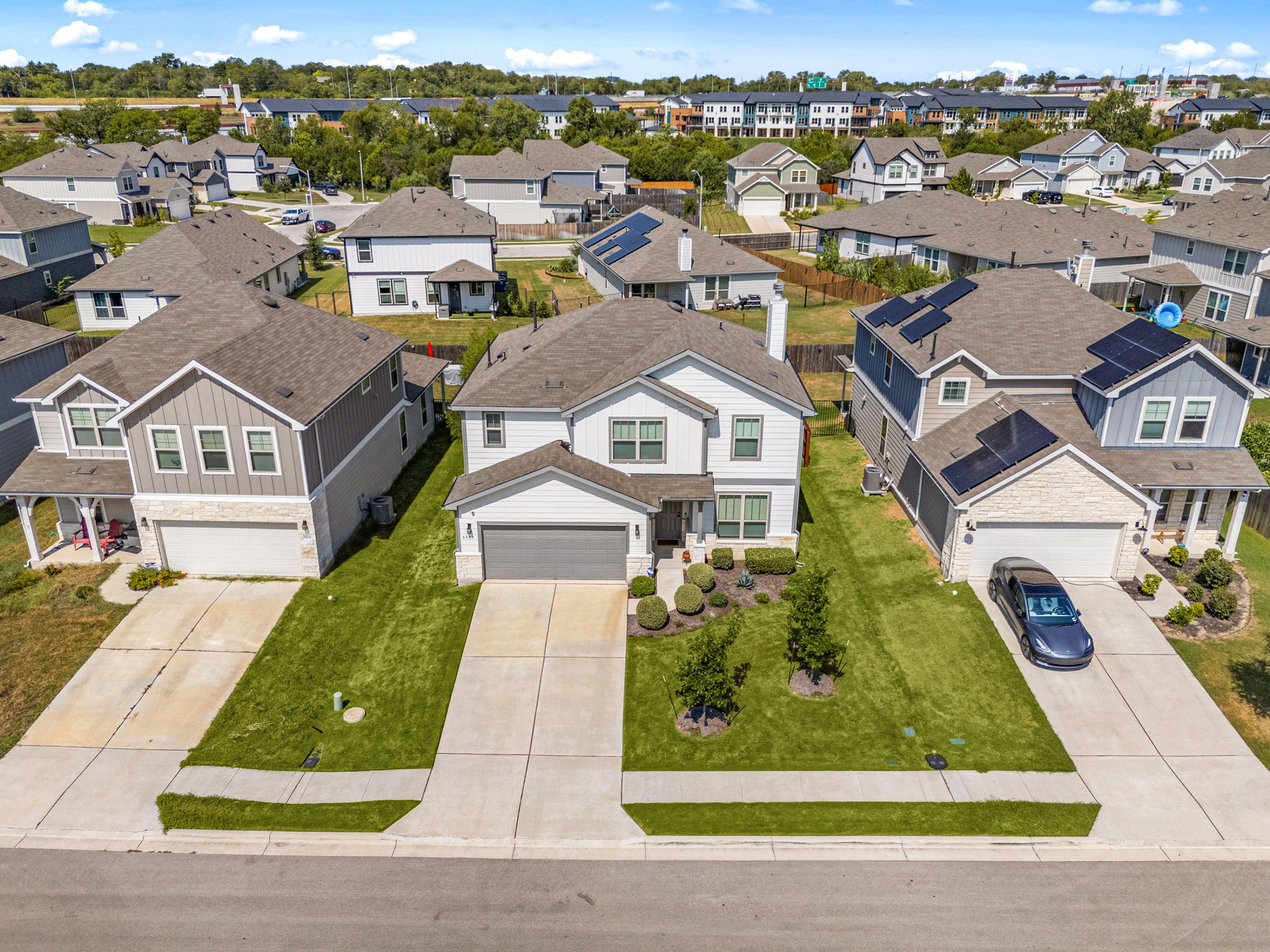 6808 Ellsworth Walk Austin, TX 78724 - Photo 34 of 40 an aerial view of residential houses with outdoor space