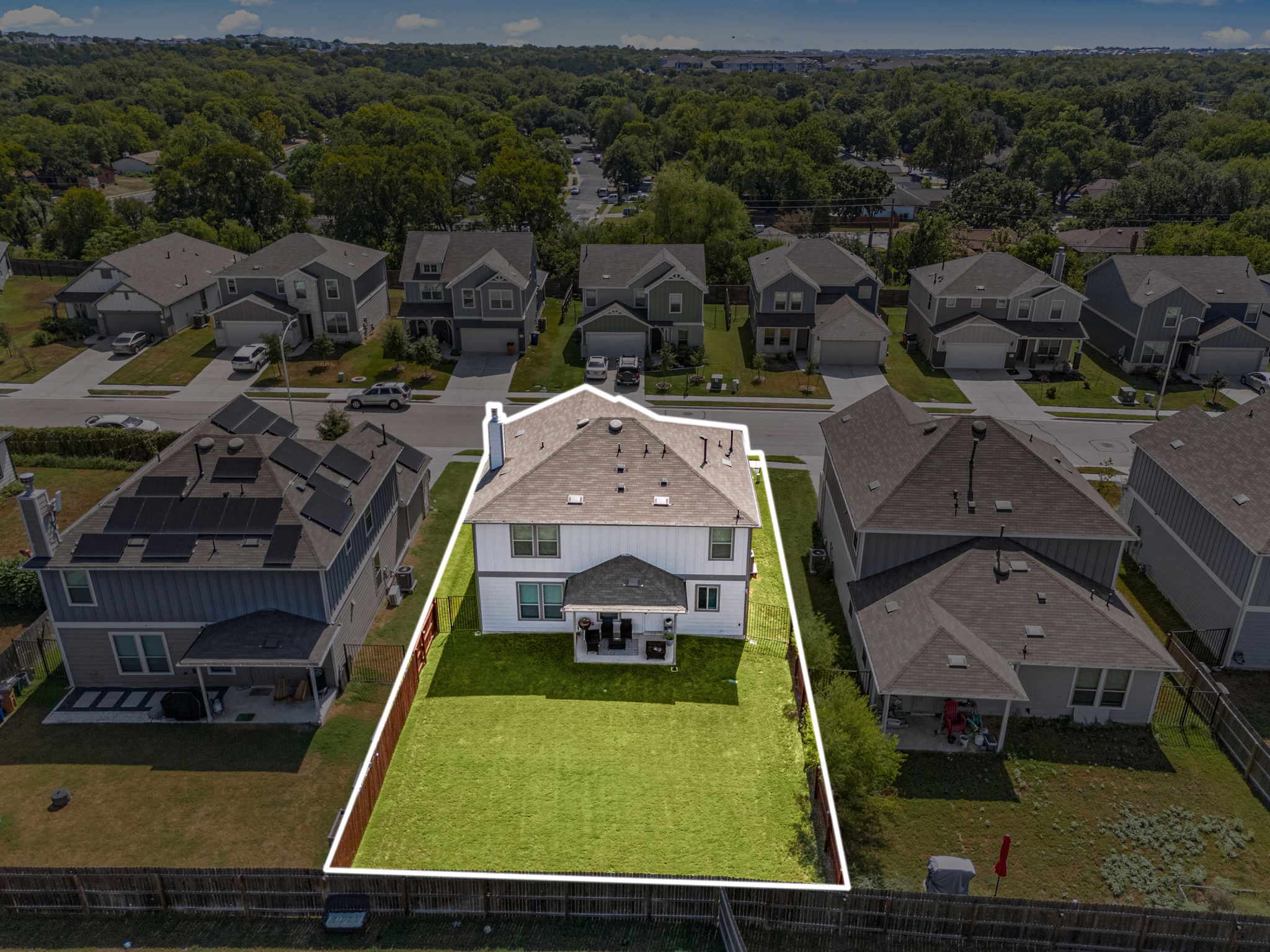 6808 Ellsworth Walk Austin, TX 78724 - Photo 35 of 40 an aerial view of a house with a garden