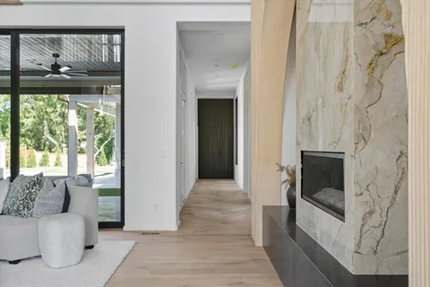 $4,650,000 | 860 Brook Hollow Road, Nashville, TN 37205