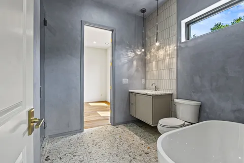 $4,650,000 | 860 Brook Hollow Road, Nashville, TN 37205