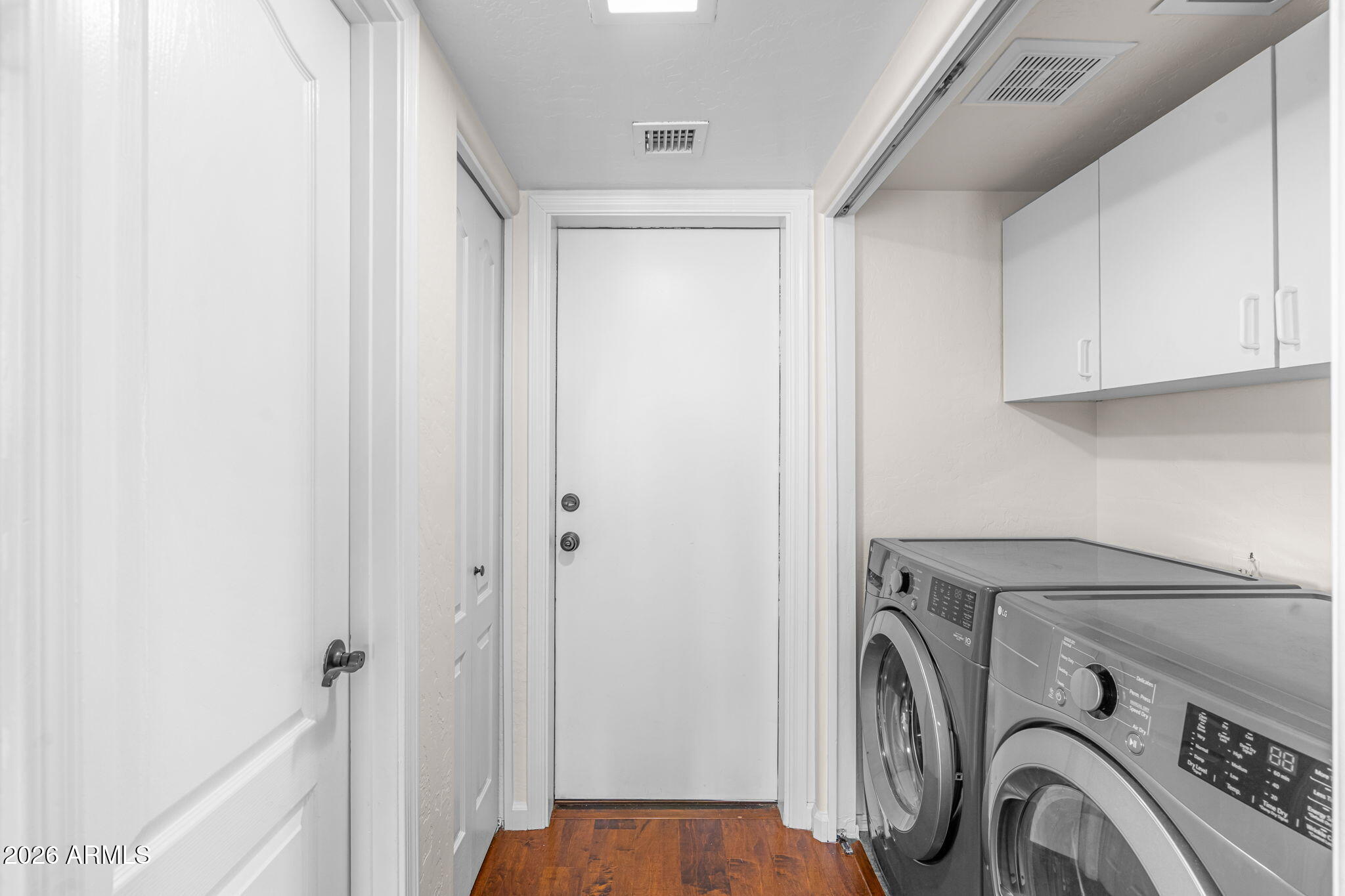 1767 West Encinas Street Gilbert, AZ 85233 - Photo 17 of 42 19-web-or-mls-DSC06079