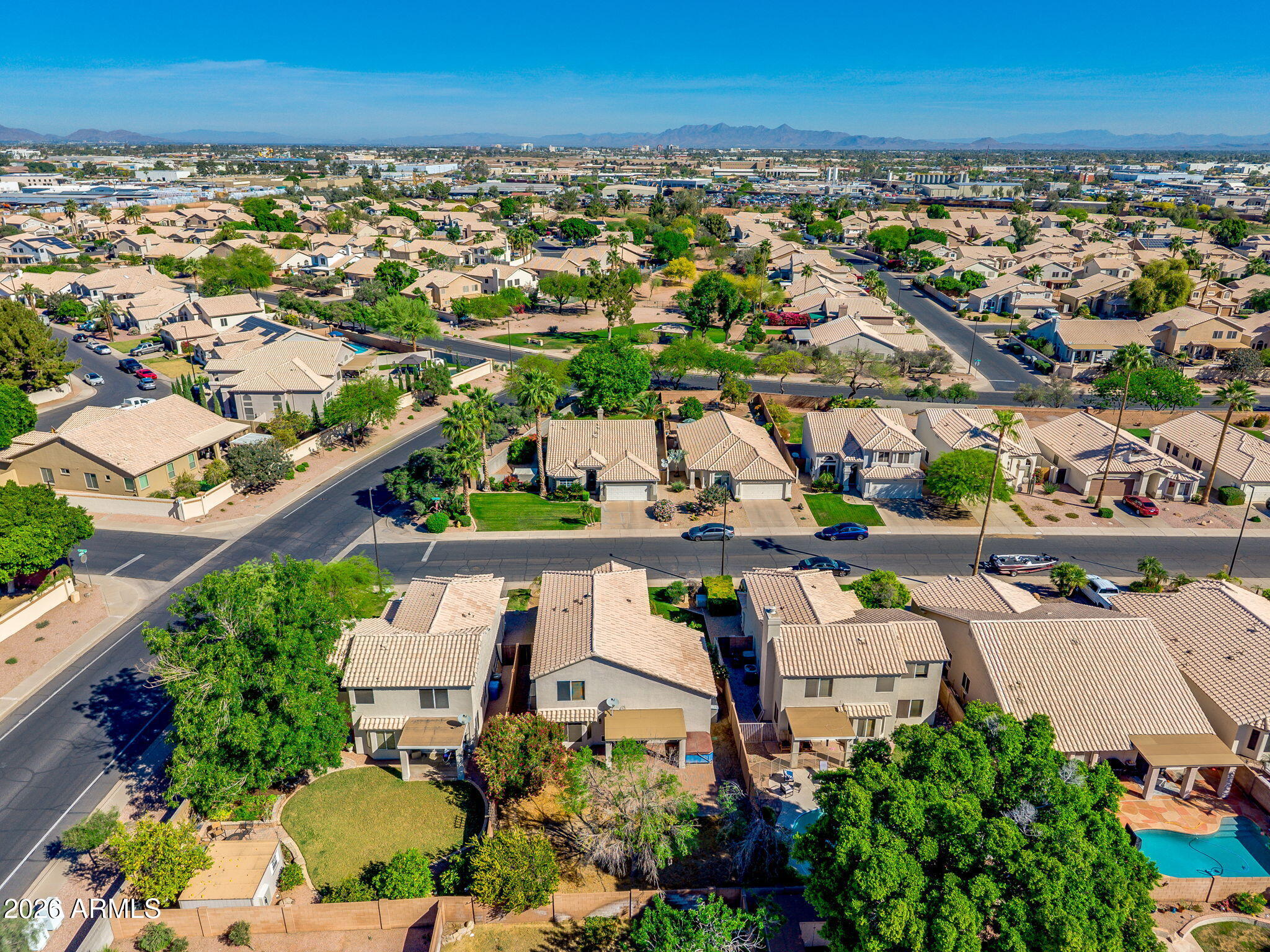 1767 West Encinas Street Gilbert, AZ 85233 - Photo 41 of 42 47-web-or-mls-ext-18