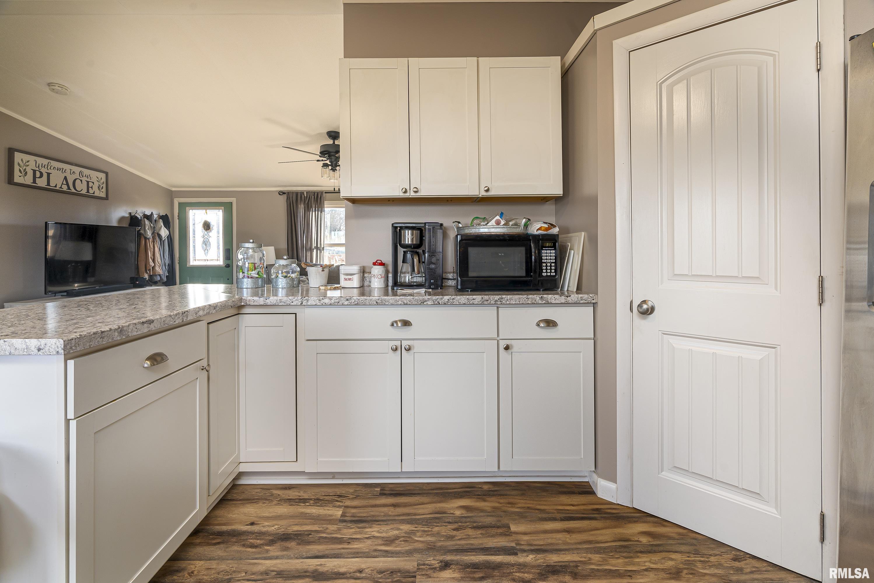 3980 Buncombe Road Vienna, IL 62995 - Photo 14 of 33